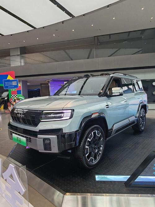 惠州惠东县鑫天通企业管理咨询比亚迪方程豹硬派越野的爆款，英菲尼迪35周年与你共成长